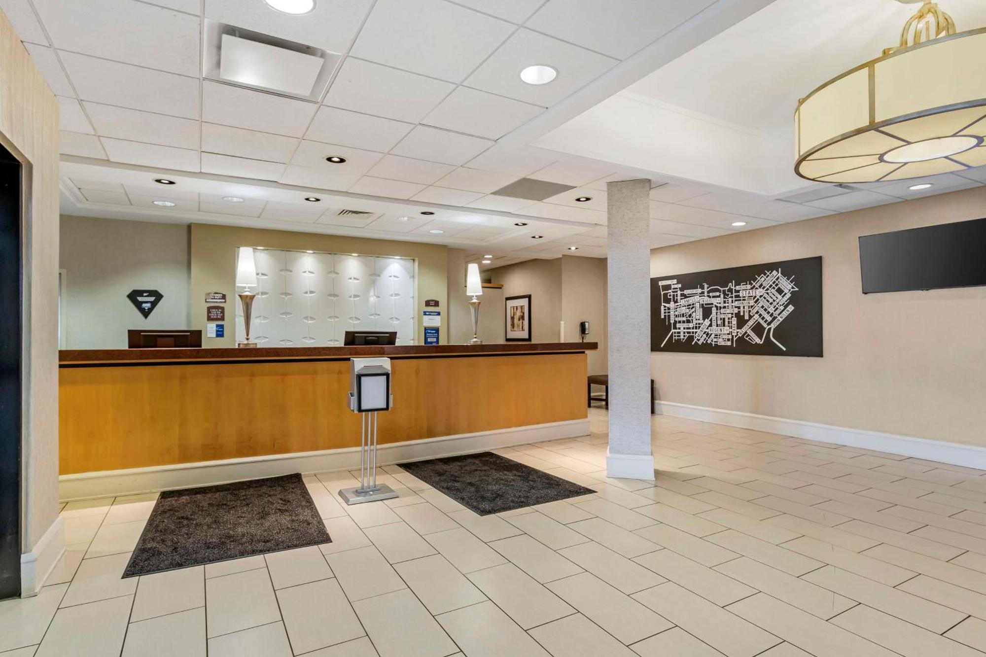 Best Western Plus Inntowner ماديسون المظهر الخارجي الصورة
